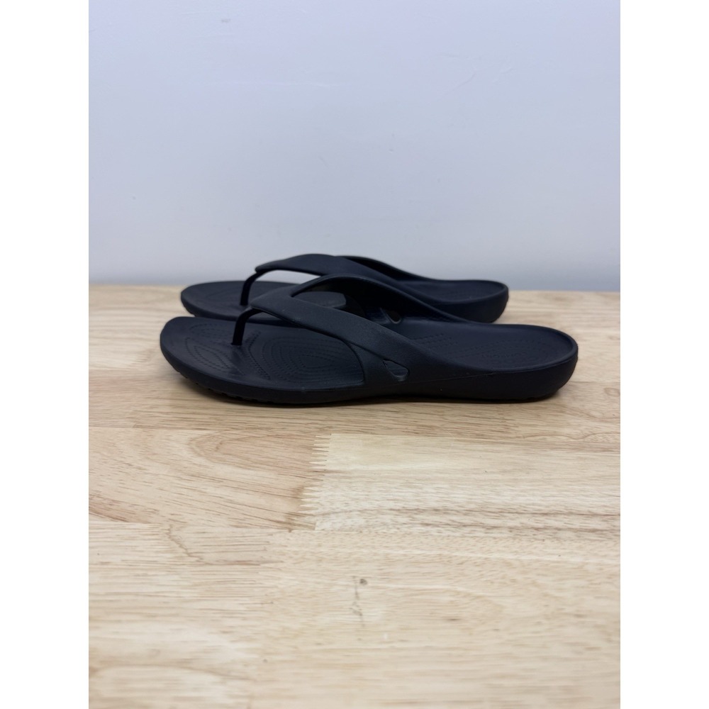 Crocs Iconic Comfort Kadee II Sandals Womens Size 11 Flip Flops Black Beach #43 - Picture 2 of 6